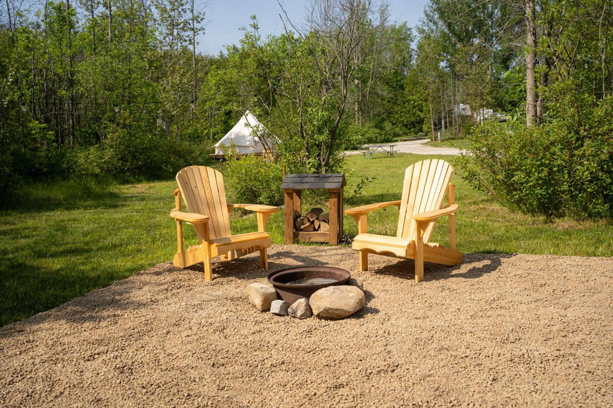 Grotto Getaway Hotel Miller Lake Eksteriør billede